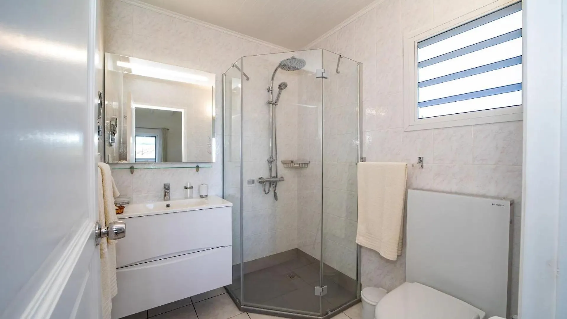 Cozy Caribbean Style Villa with Relaxing Views Gustavia 0*,  St. Barthélemy