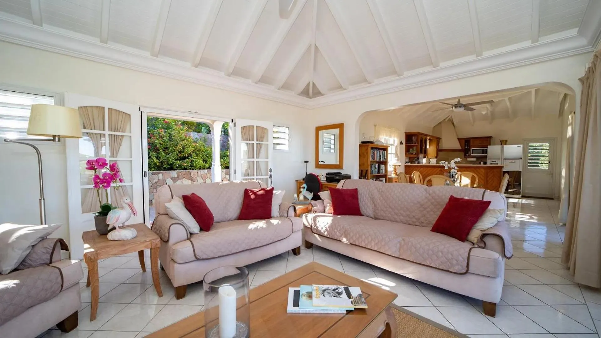 Cozy Caribbean Style Villa with Relaxing Views Gustavia