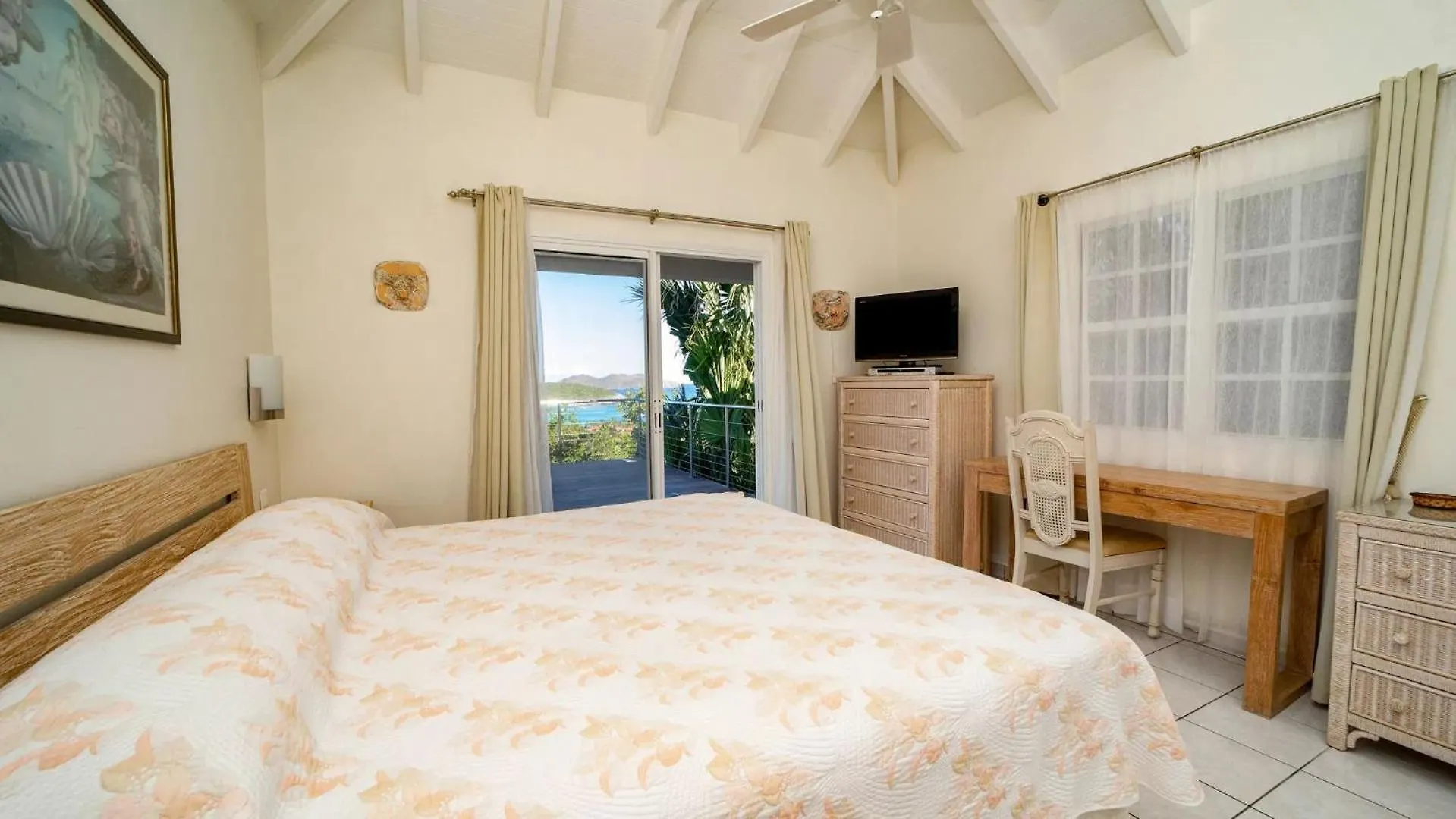 Cozy Caribbean Style Villa with Relaxing Views Gustavia