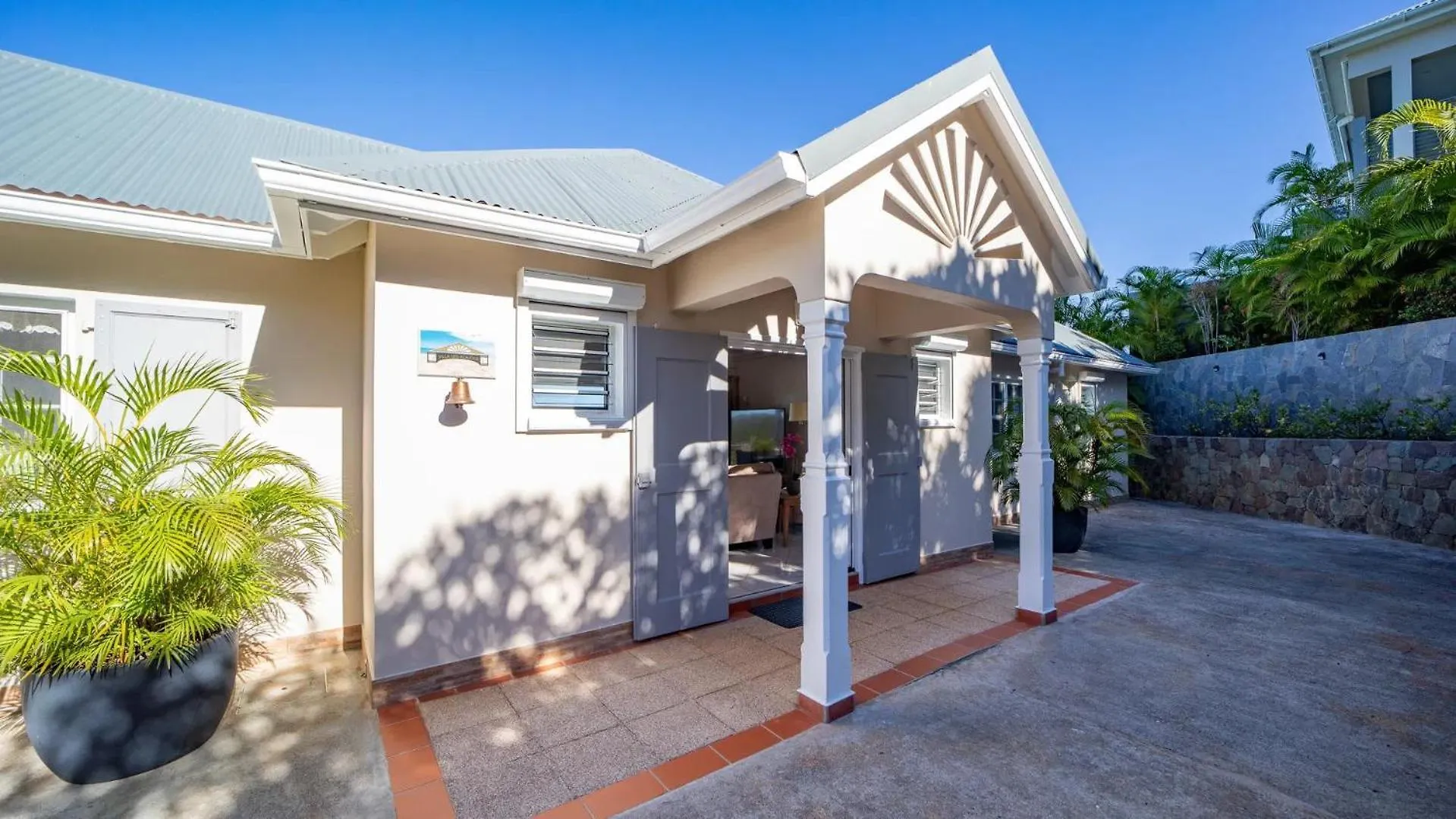Cozy Caribbean Style Villa with Relaxing Views Gustavia